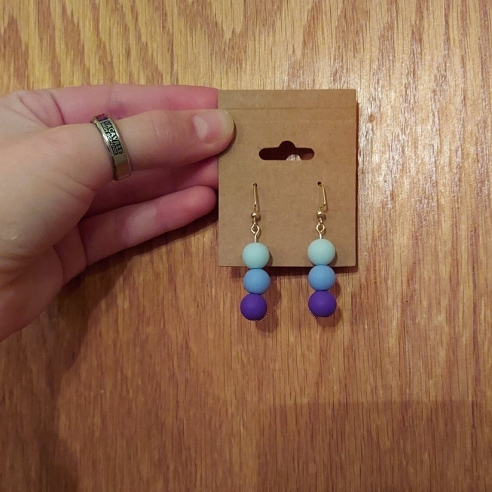 Handmade blue to purple faded earrings